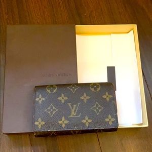 Authentic Louis Vuitton wallet with box